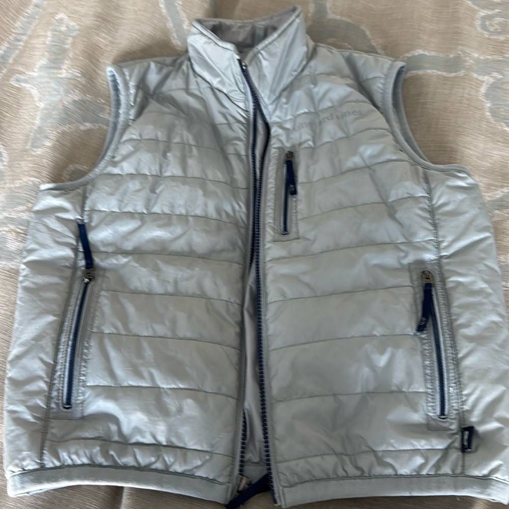 Vineyard vines, puffer vest size small